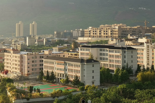 z6.com尊龙数码DCN助力汉源职业高级中学校园网“智行+光”升级